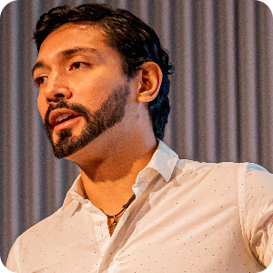 Fernando Carrera Vega, ESG international economist